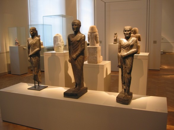 Egyptian-Museum-of-Berlin-3.jpg