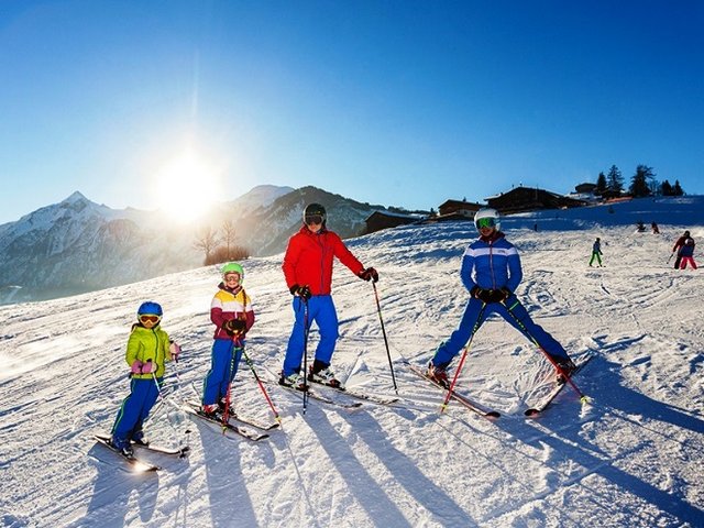 KitzsteinhornGletscherbahnenKaprun-MaiskogelSlops.jpg