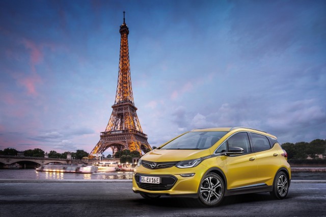 rental-cars-in-paris-2.jpg