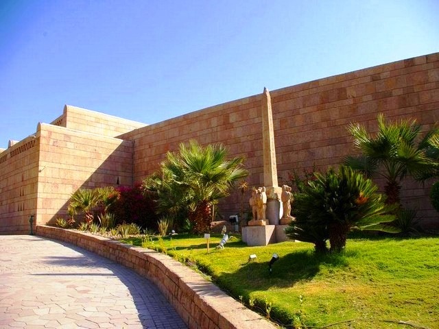 Nubian-Museum-Gardens.jpg