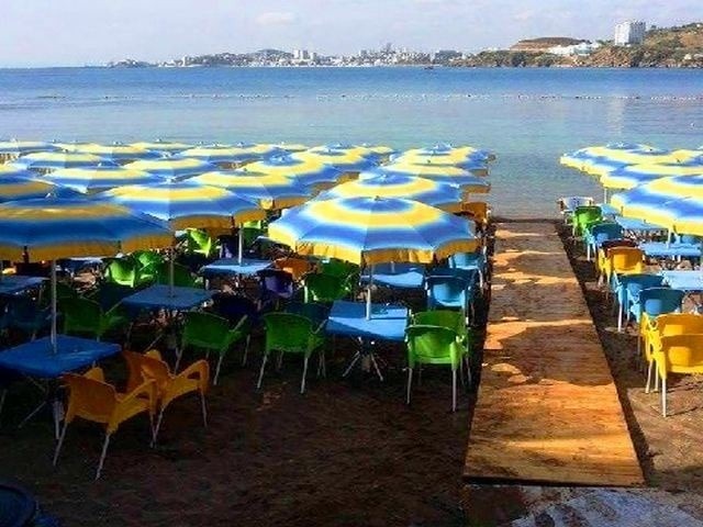 Annaba-Beaches-BounaBeach.jpg