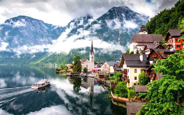 Lake-Hallstatt2.jpg