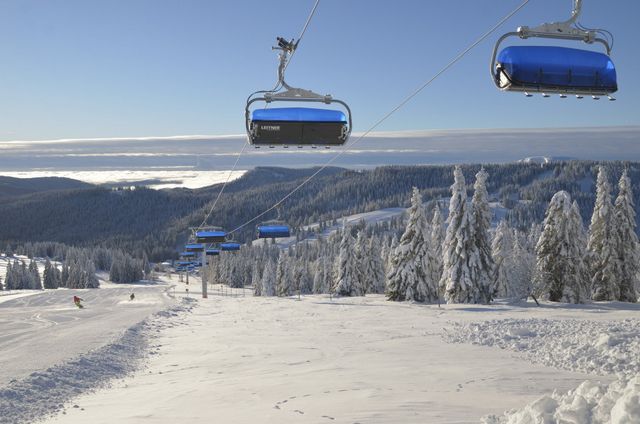 Freiburg-Chairlifts0.jpg