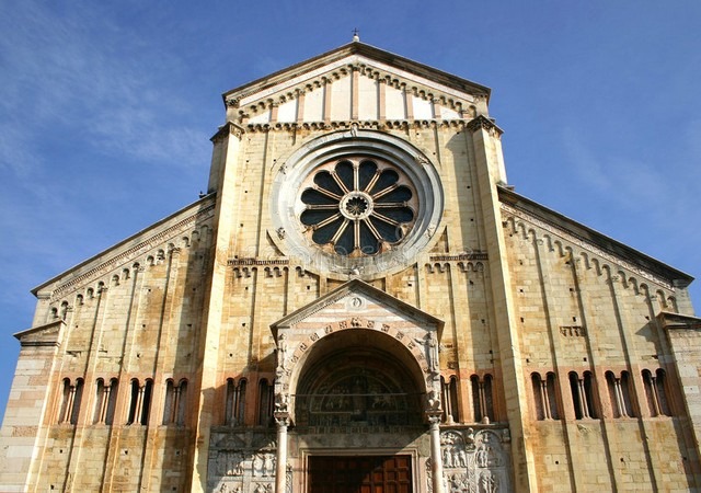 cathedral-verona-facade.jpg