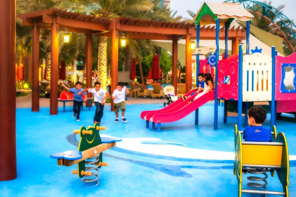 AlKhalidiyah-garden-kids-area.jpg