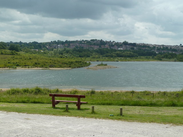 Relaxing-at-Rother-valley.jpg