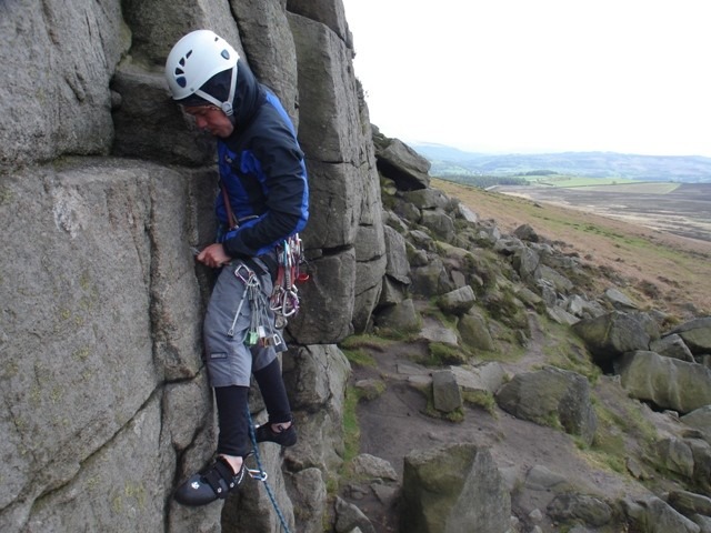 rock-climbing-at-peak-district.jpg