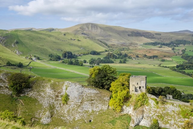 peveril-castle.jpg