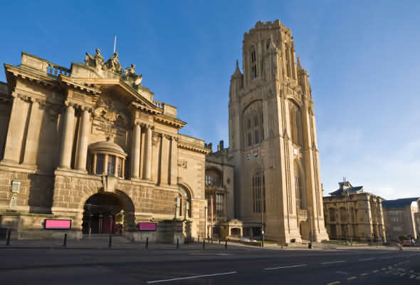 bristol_museum_and_art_gallery.jpg