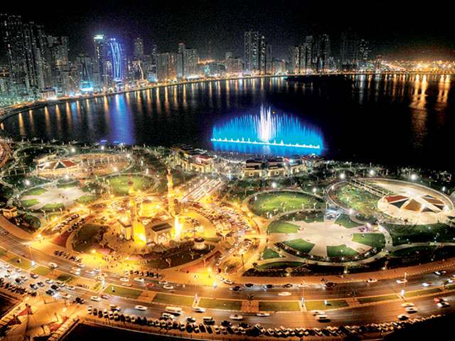 Al-Majaz-Park-Sharjah-1.jpg