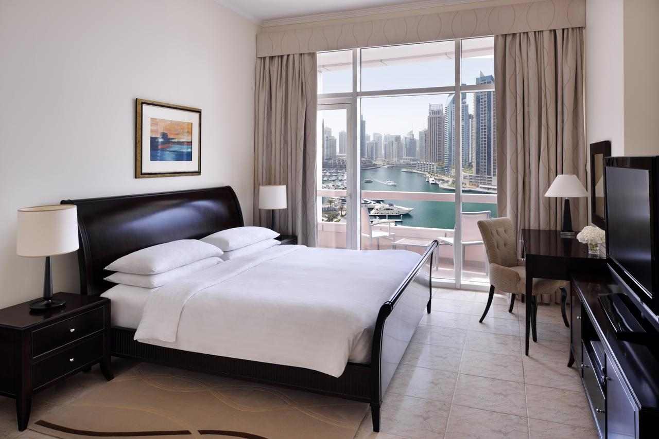 Dubai-Marriott-Harbour-Hotel-Suites-1.jpg