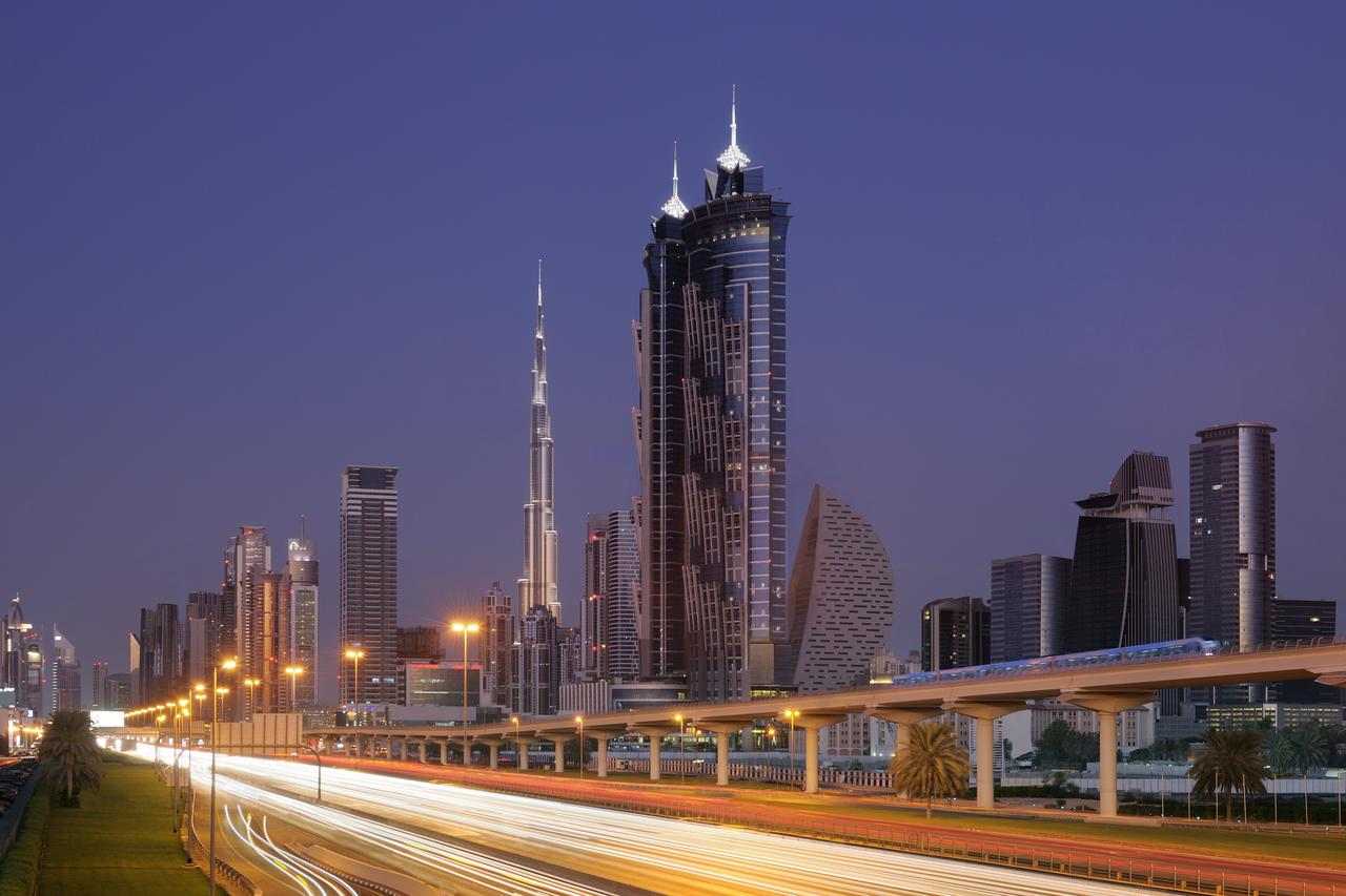 JW-Marriott-Marquis-Hotel-Dubai-2.jpg