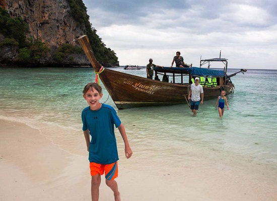 Monkey-Beach-Picnics.jpg