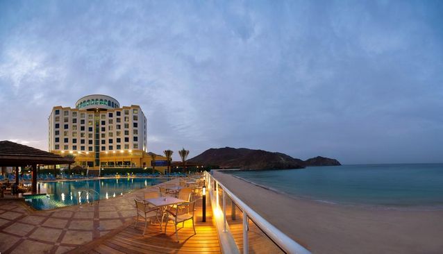 Oceanic-Khorfakkan-Resort.jpg