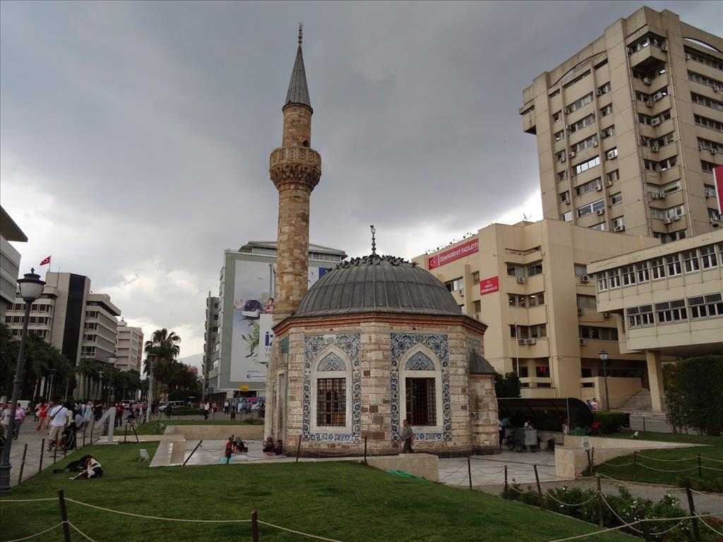 konak-mosque-izmir.jpg