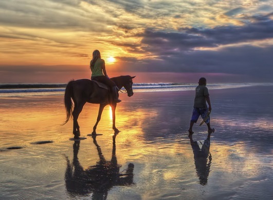 Rommel-Beach-HorseRide.jpg