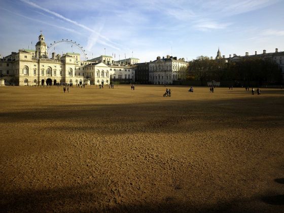 Horse-Guards-Parade-St.-Jamess-Park.jpg