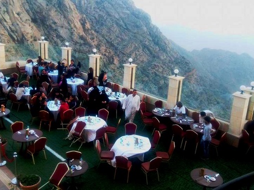 Taif-Cable-Car-Restaurants.jpg