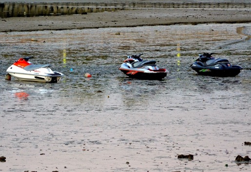 Green-Island-JetSkiing.jpg