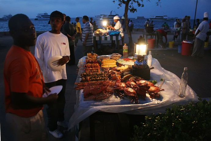 Forodhani-park-food-stand.jpg