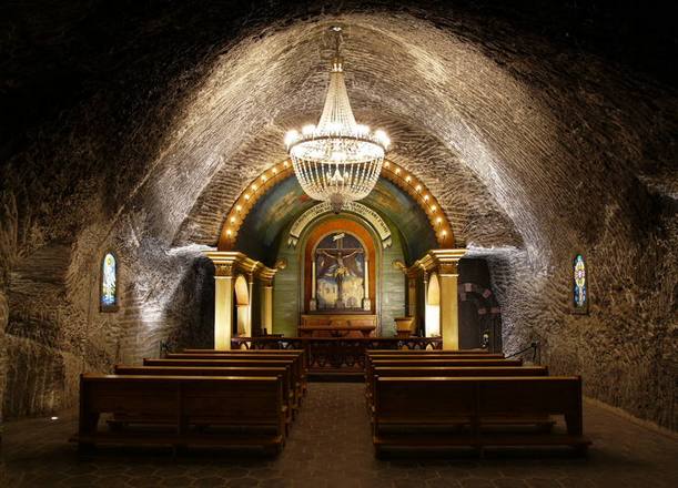 wieliczka-salt-mine-3.jpg