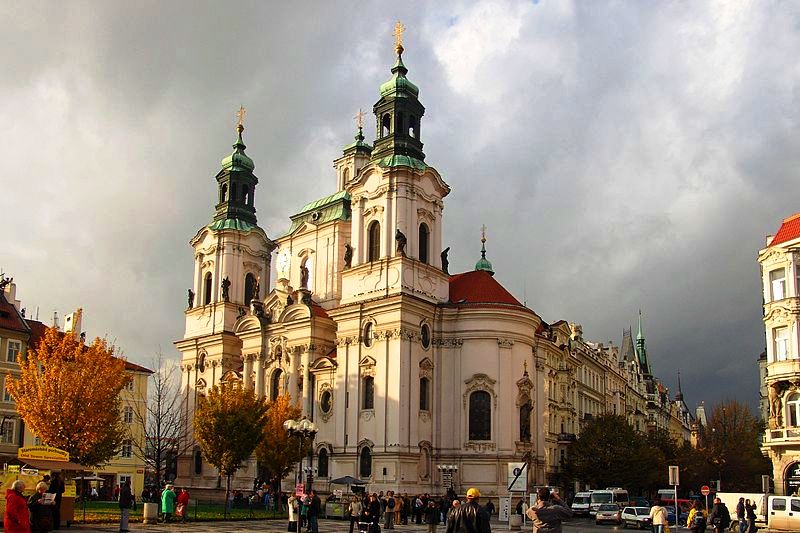 Old-Town-Square-St.NicholasChurch.jpg