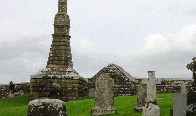 Rock-Of-Cashel-Graveyard.jpg