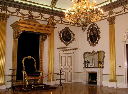 Dublin-Castle-ThroneRoom.jpg