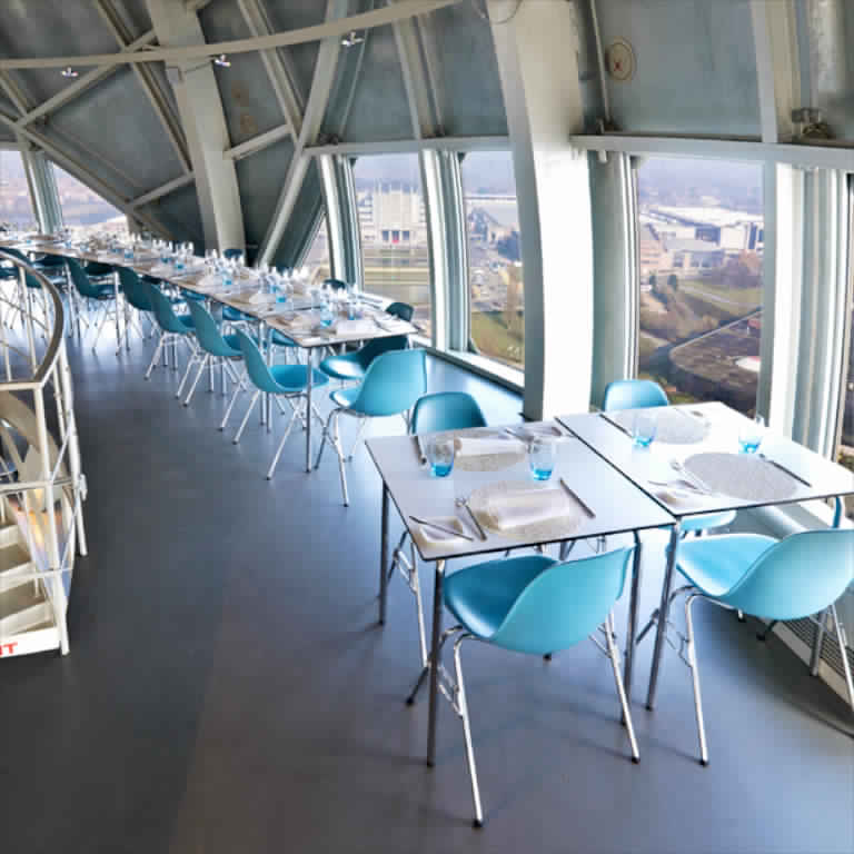 Atomium-restaurant.jpg