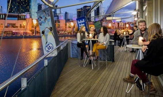 Sea-Life-Melbourne-Aquarium-UpperDeckCafe.jpg