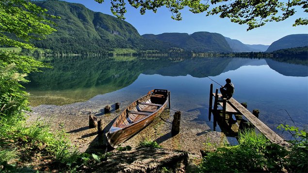 fishing-in-the-bled-Island.jpg