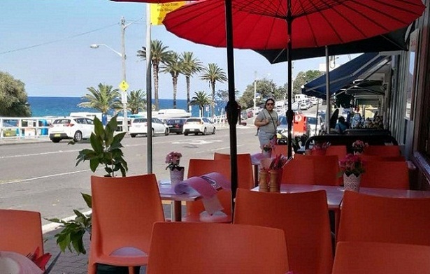 Bondi-Beach-CafeLaPlage.jpg