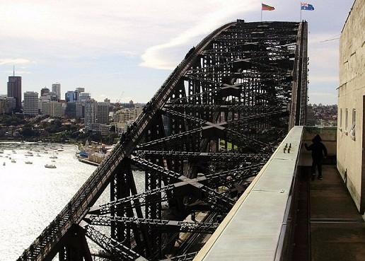 Sydney-Harbour-Bridge-PylonLookout.jpg