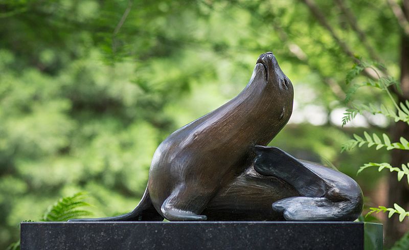 Natura-Artis-Magistra-Statues.jpg