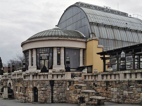 Budapest-ZooBotanical-Garden-PalmHouse.jpg