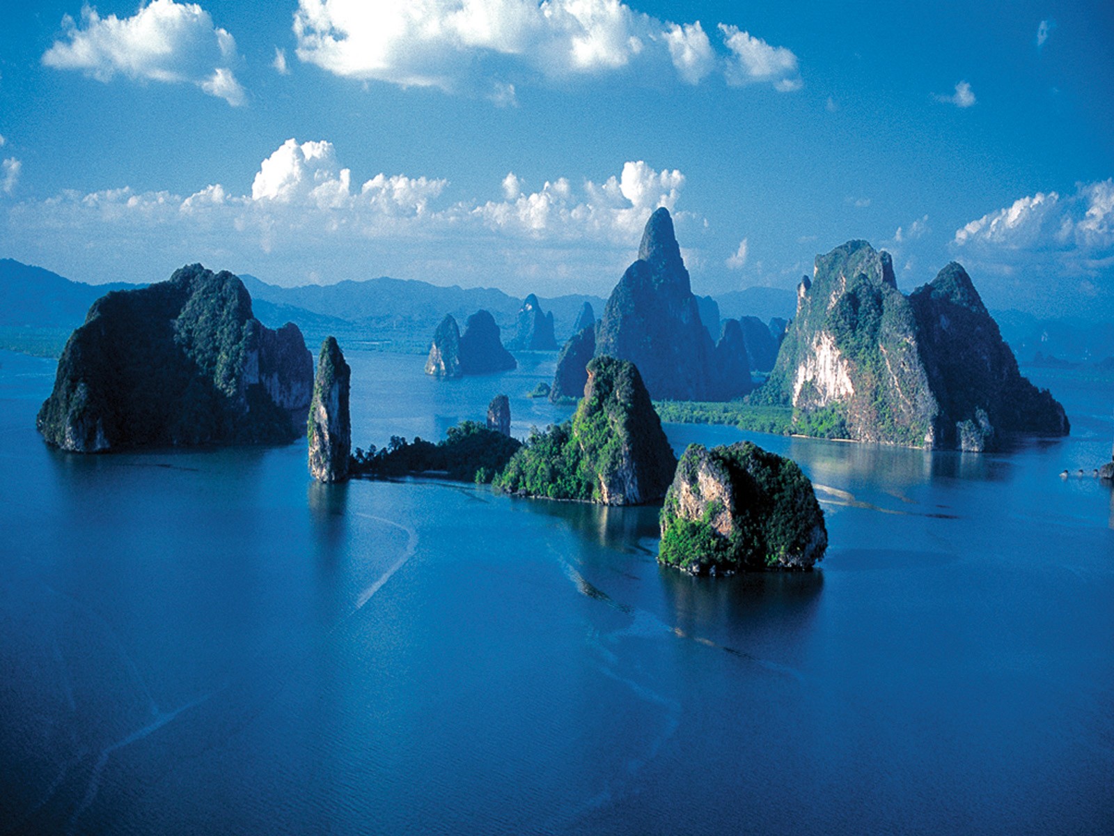 Phang-Nga-Bay.jpg