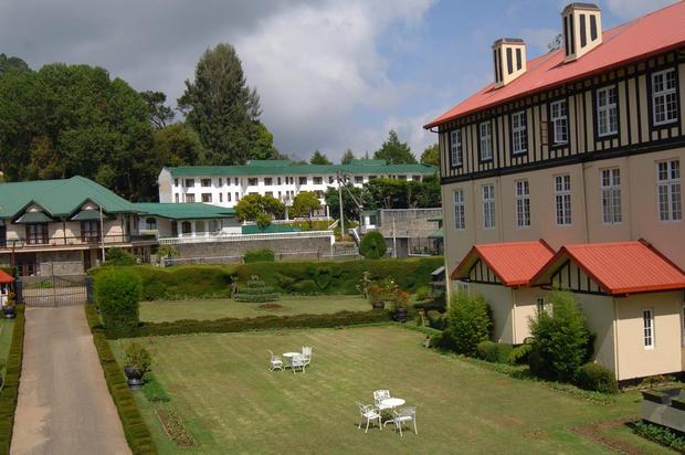 grand-hotel-nuwara-eliya-2.jpg