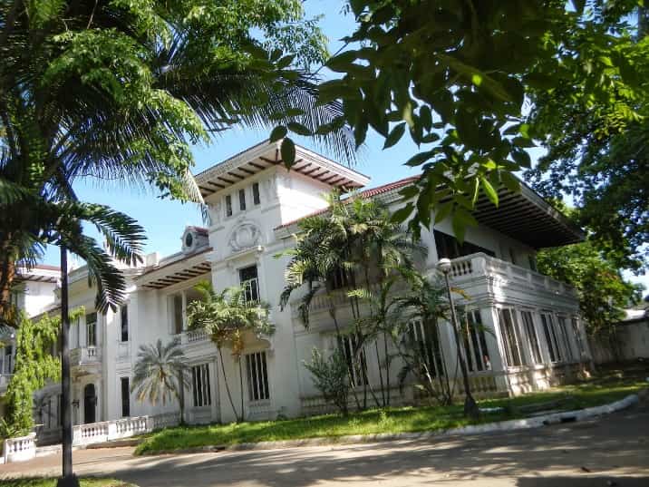 malacanang-palace-manila-1.jpg