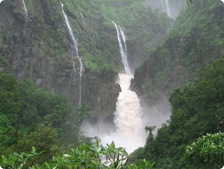 Mahabaleshwar_waterfalls_thumb.jpg