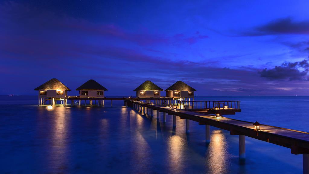 maldives-resorts-3.jpg