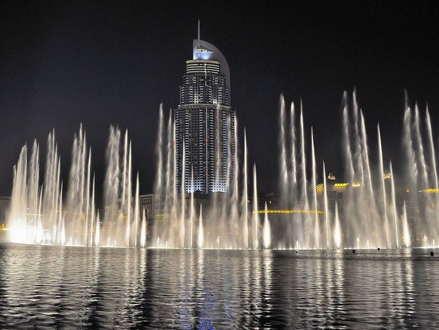 the-dubai-fountain-2.jpg