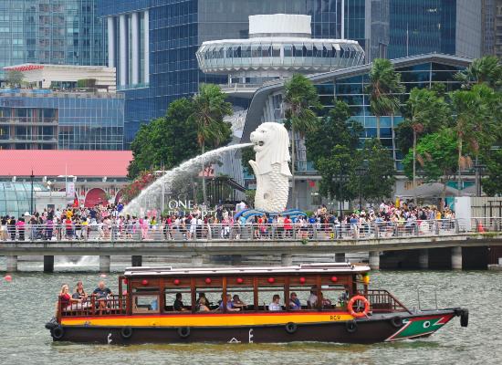 merlion-park-singapore-2.jpg