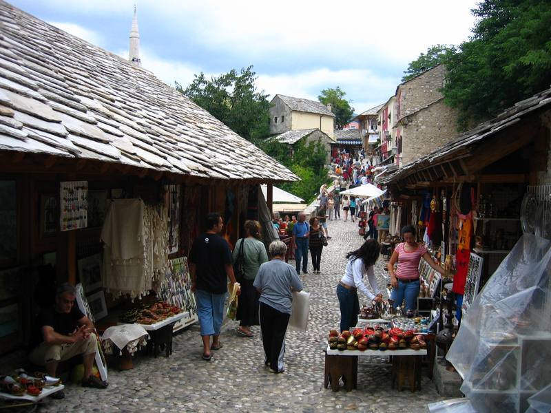 Bazar-at-Old-Bridge-in-Mostar-Herzegovina.jpg