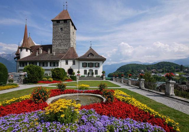 Spiez-Castle1-1.jpg