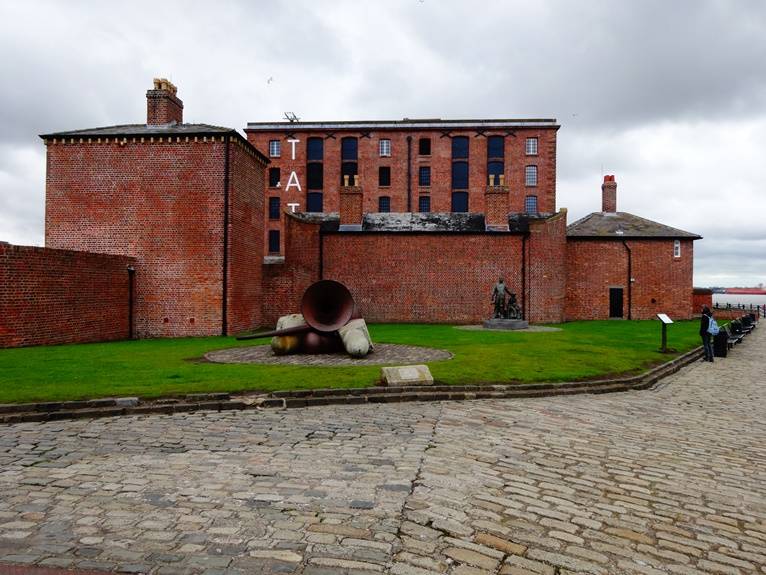 Albert-Dock-9-1.jpg