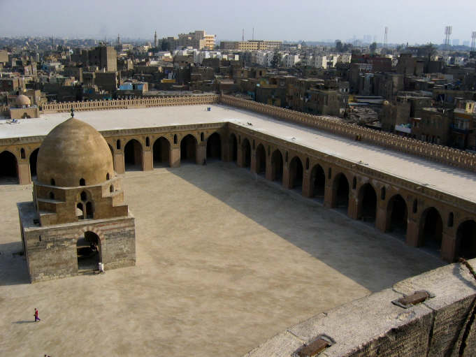 Mosque-of-Ibn-Tulun1.jpg