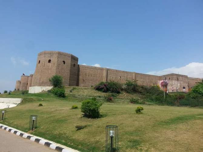 Bahu-Fort-4.jpg