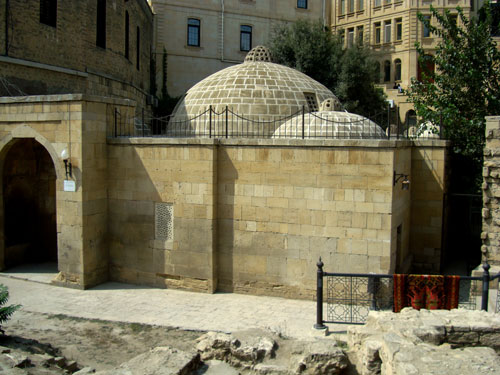 haci-qayib-hamami-baku-4.jpg