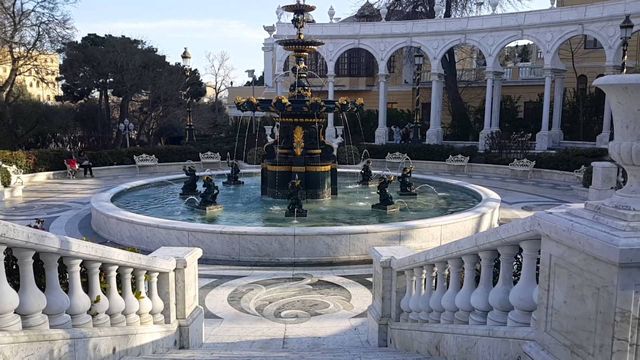 philharmonic-fountain-park-baku-3.jpg