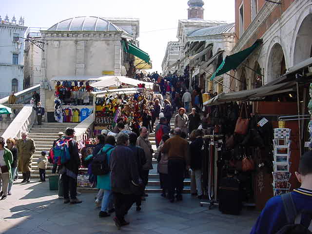 rialto-bridge4.jpg